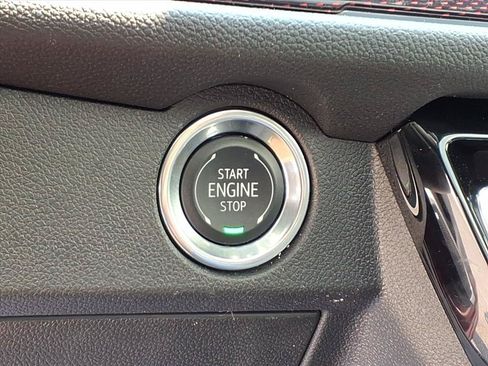 Used 2026 Chevrolet Traverse RS FWD image 8