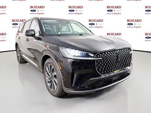 New 2026 Lincoln Aviator 2WD image 1