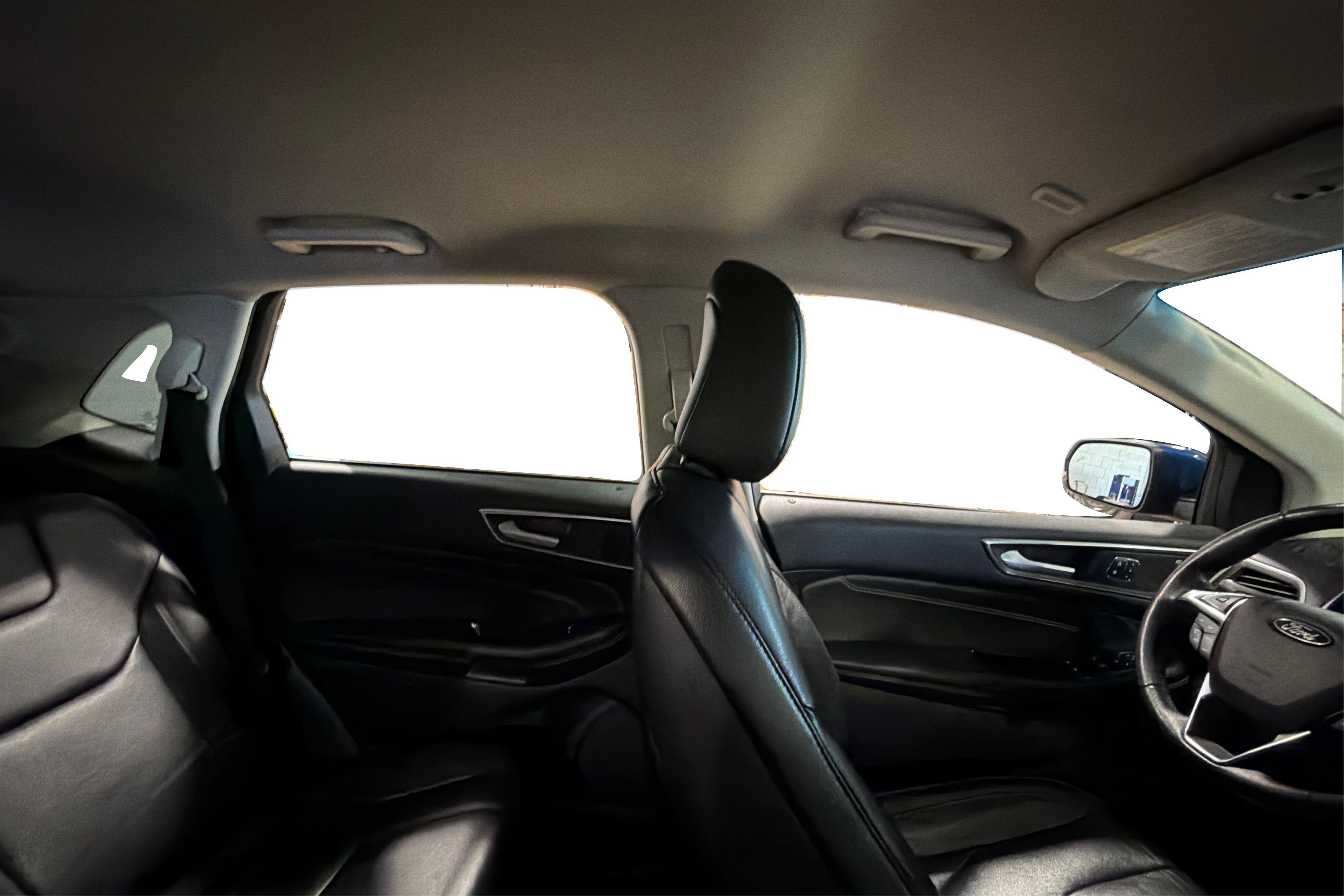 Used 2020 Ford Edge Titanium AWD/4WD image 44