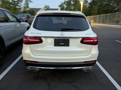 Used 2018 Mercedes-Benz GLC 300 4MATIC image 5