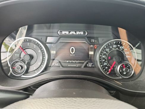 Used 2023 RAM 1500 Laramie AWD/4WD image 18