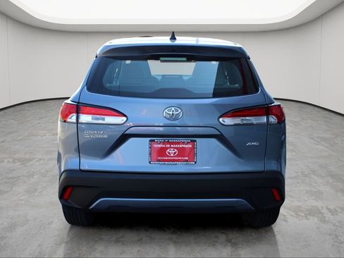 Used 2023 Toyota Corolla Cross L image 4
