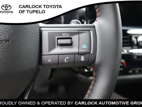 Used 2026 Nissan Pathfinder Rock Creek AWD/4WD image 34