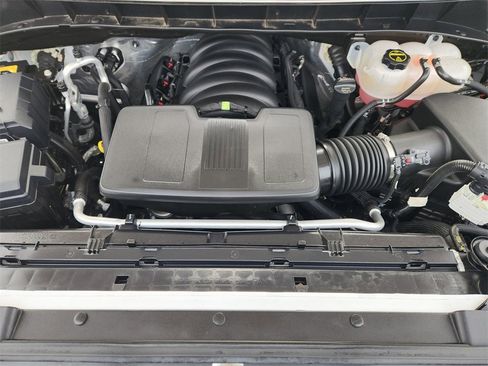 Used 2025 Chevrolet Silverado 1500 W/T w/ WT Value Package image 31