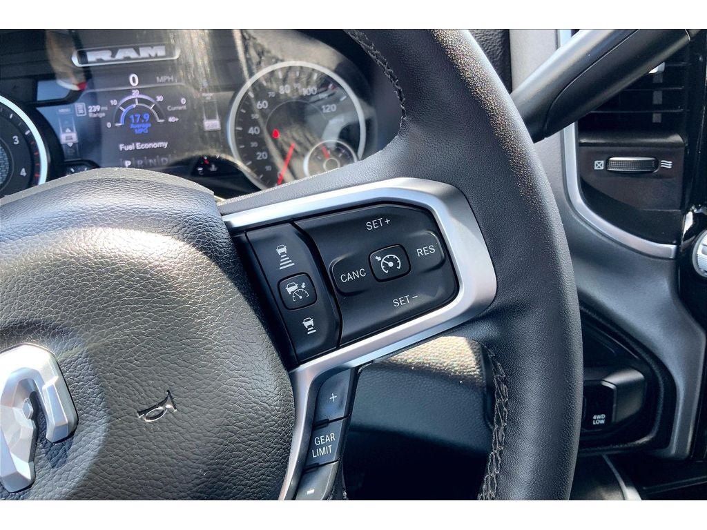 Used 2025 RAM 3500 Big Horn AWD/4WD image 20