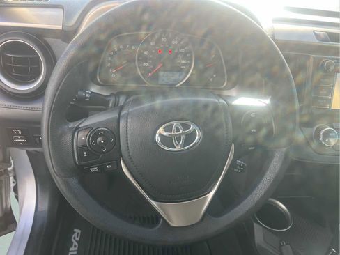 Used 2013 Toyota RAV4 XLE image 22