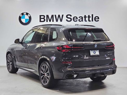 New 2026 BMW X5 xDrive50e w/ M Sport Package image 4
