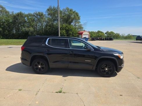 Used 2019 GMC Acadia SLE w/ LPO, Floor Liner Package AWD/4WD image 9