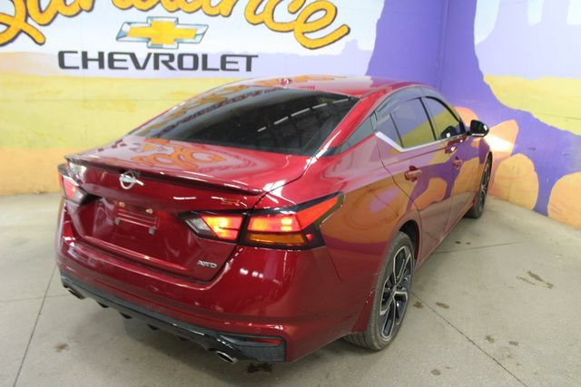 Used 2023 Nissan Altima 2.5 SR AWD/4WD image 8