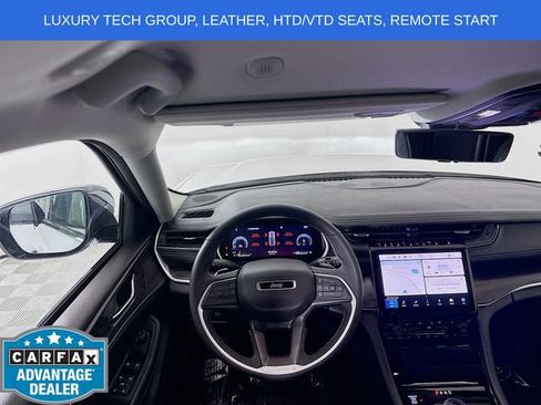 Used 2023 Jeep Grand Cherokee Limited w/ Luxury Tech Group II AWD/4WD image 21