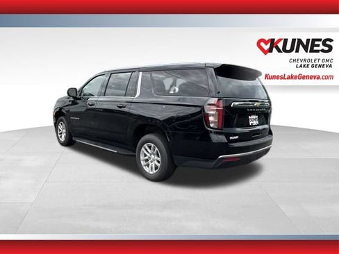 Used 2024 Chevrolet Suburban LT AWD/4WD image 8