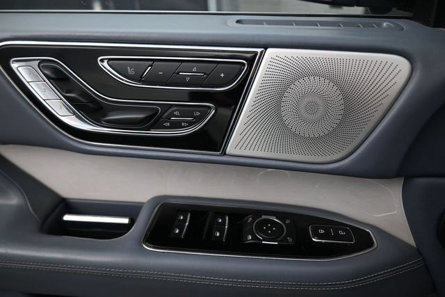 Used 2020 Lincoln Navigator Black Label AWD/4WD image 33
