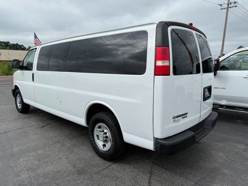 Used 2014 Chevrolet Express 3500 LS image 7