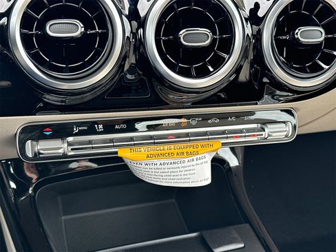 New 2025 Mercedes-Benz CLA 250 image 21