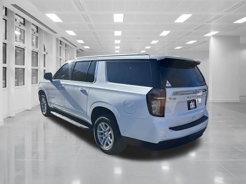 Certified 2022 Chevrolet Suburban LT image 7
