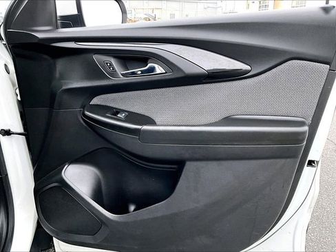 Used 2023 Chevrolet TrailBlazer LT w/ Convenience Package image 12