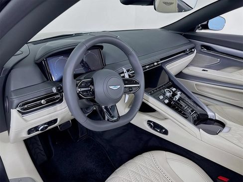 Used 2026 Aston Martin DB12 Convertible RWD image 8