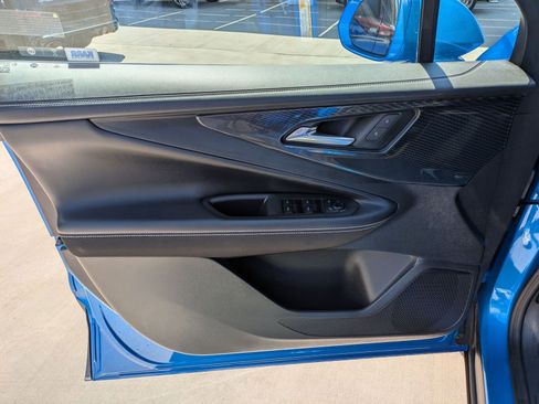New 2025 Chevrolet Blazer EV LT AWD/4WD image 9