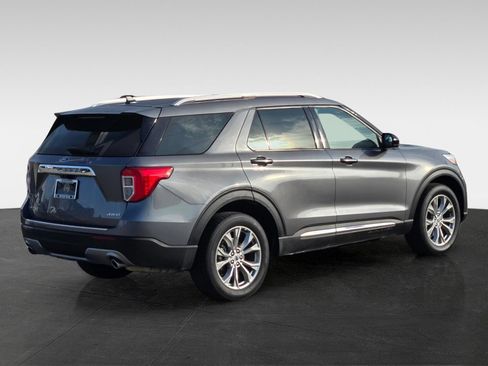 Used 2024 Ford Explorer Limited AWD/4WD image 5