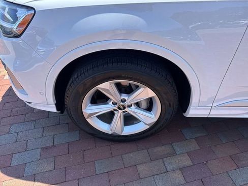 Used 2022 Audi Q7 3.0T Premium AWD/4WD image 10