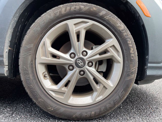 Used 2022 Hyundai Kona SEL FWD image 3