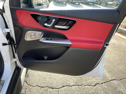 New 2026 Mercedes-Benz GLC 300 4MATIC image 41