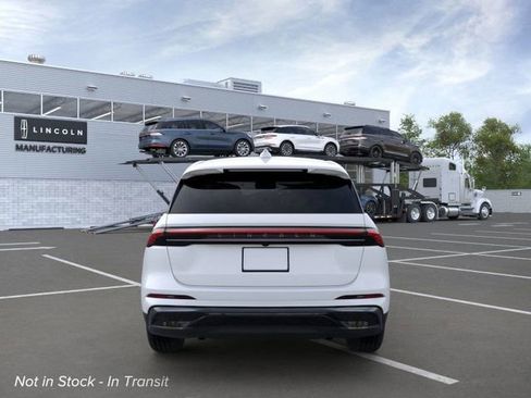 New 2025 Lincoln Nautilus Premier w/ Equipment Group 102A image 5