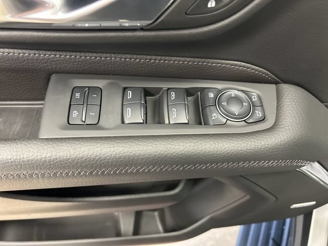 Used 2024 GMC Yukon Denali AWD/4WD image 14