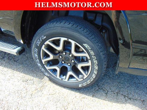 Certified 2025 RAM 1500 Laramie w/ Sport Appearance Package AWD/4WD image 22