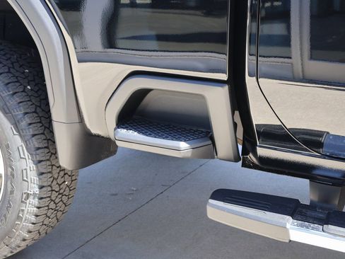 New 2025 GMC Sierra 2500 SLT w/ SLT Premium Package image 42