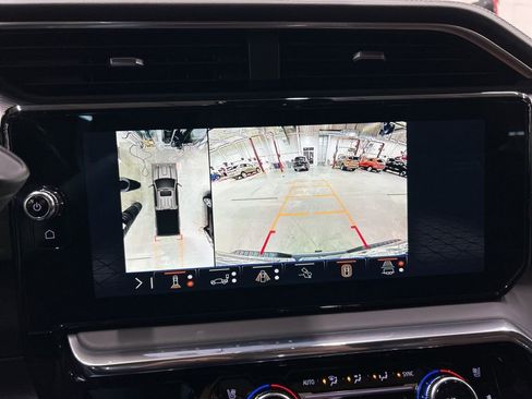 Used 2024 GMC Sierra 2500 Denali Ultimate w/ Max Trailering Package image 19