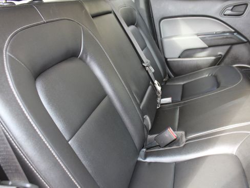 Used 2015 Chevrolet Colorado LT w/ Luxury Package image 15