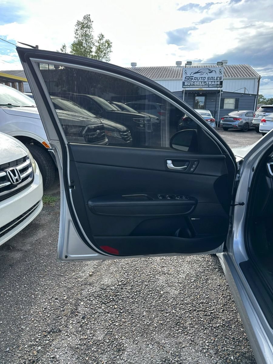 Used 2019 Kia Optima EX w/ EX Premium Package FWD image 13