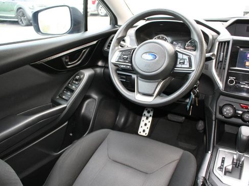 Used 2017 Subaru Impreza 2.0i Premium image 18