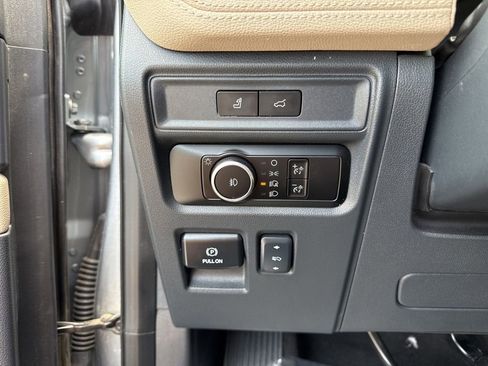 Used 2024 Ford Expedition Limited RWD image 13