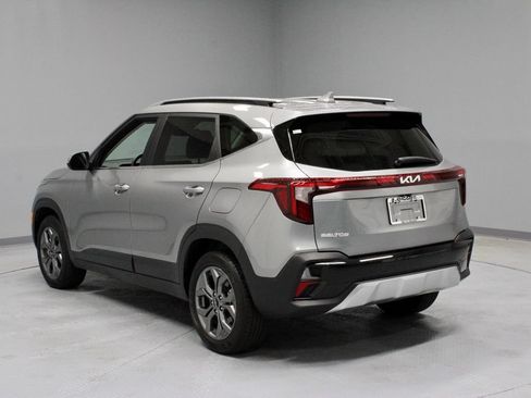 Used 2024 Kia Seltos S AWD/4WD image 10