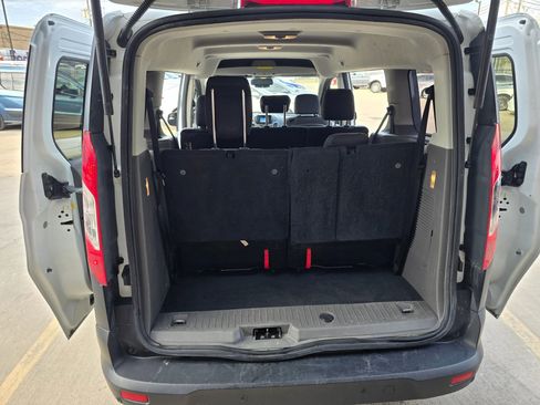 Used 2020 Ford Transit Connect XL image 27