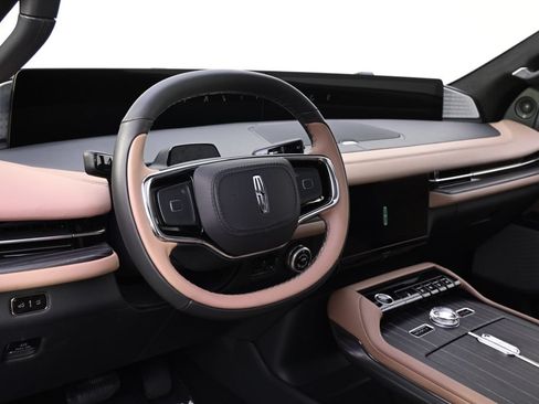 New 2026 Lincoln Navigator Black Label AWD/4WD image 11