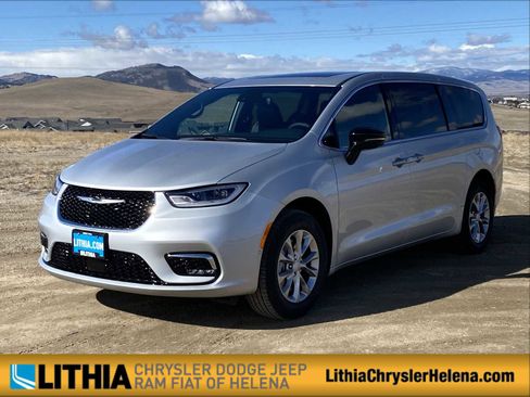 New 2026 Chrysler Pacifica Limited image 1