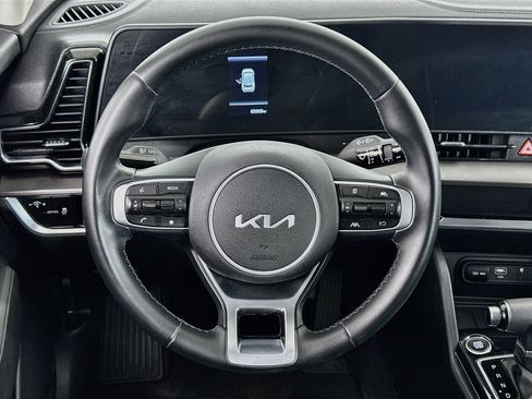 Used 2023 Kia Sportage EX FWD image 18
