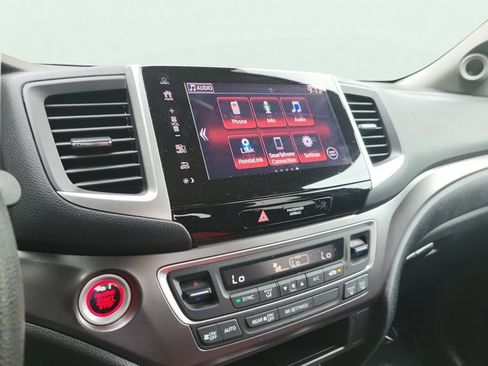 Used 2020 Honda Ridgeline Sport image 30