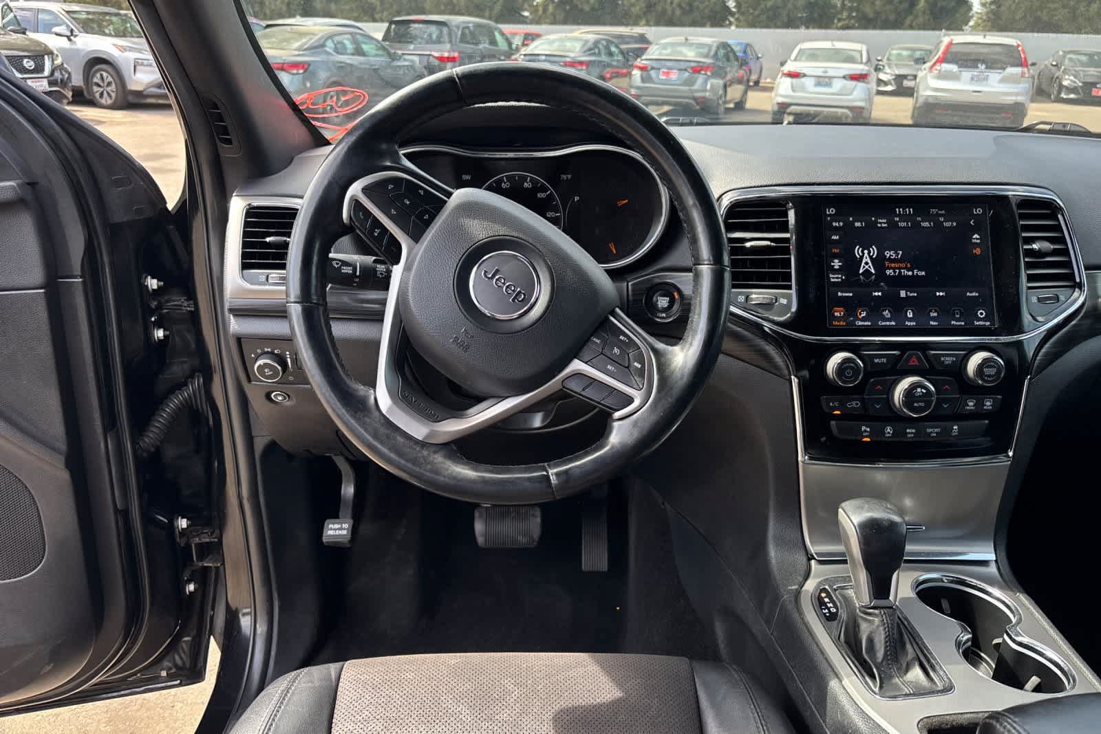 Used 2020 Jeep Grand Cherokee Altitude AWD/4WD image 29