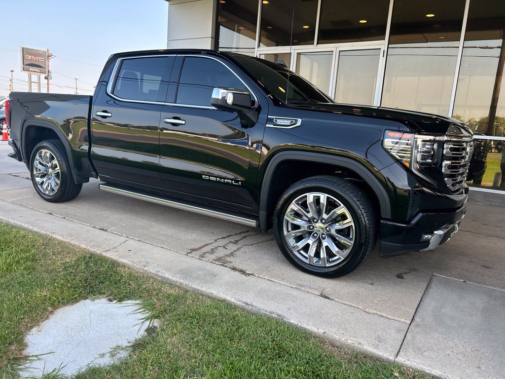 Certified 2026 GMC Sierra 1500 Denali w/ Denali Reserve Package AWD/4WD image 2