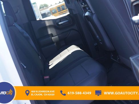 Used 2020 Chevrolet Silverado 1500 Custom w/ Custom Value Package RWD image 13