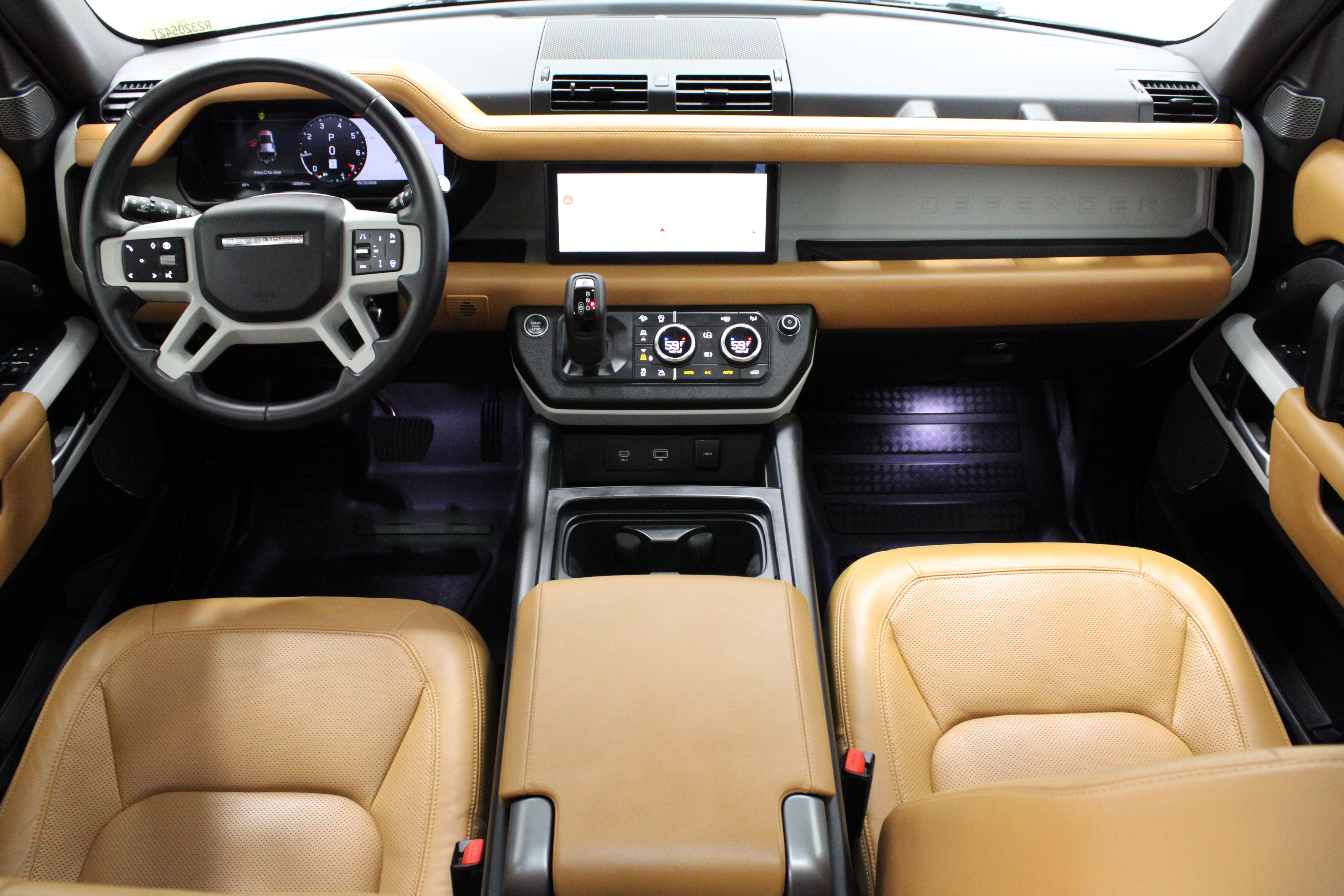Used 2024 Land Rover Defender 110 S AWD/4WD image 31