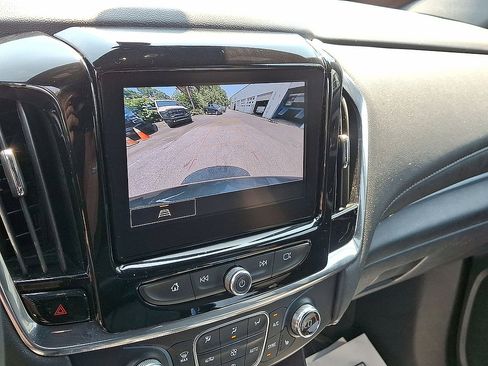Certified 2023 Chevrolet Traverse LT AWD/4WD image 15