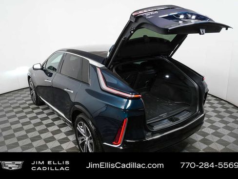 Used 2024 Cadillac Lyriq Luxury w/ LPO, Floor Liner Package image 30