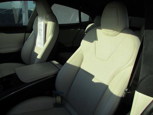 Used 2021 Tesla Model S Long Range AWD/4WD image 15