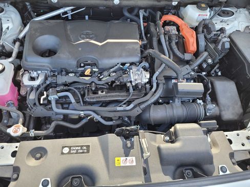 Used 2022 Toyota RAV4 XSE AWD/4WD image 34