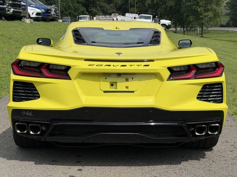 Used 2023 Chevrolet Corvette Stingray Premium Cpe w/ 3LT RWD image 3